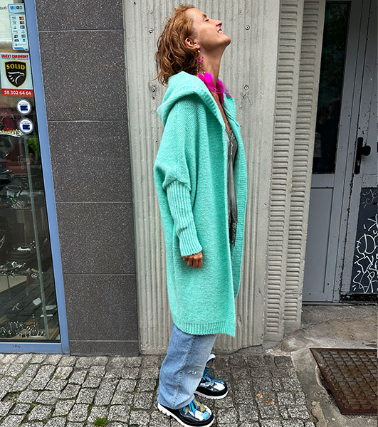 Długi sweter miętowy - Image 2