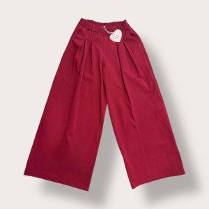 Spodnie malinowe z szeroką nogawką
